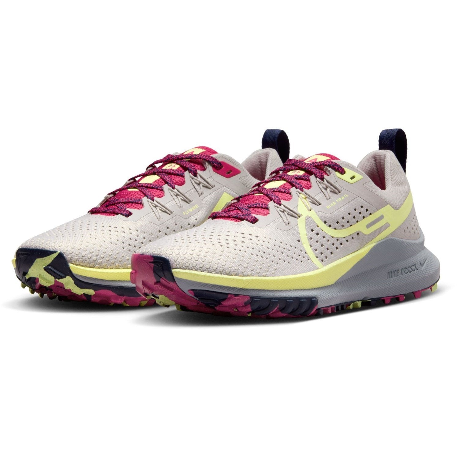 Nike Pegasus Trail 4 - Womens Trail Running Shoes (Width B)