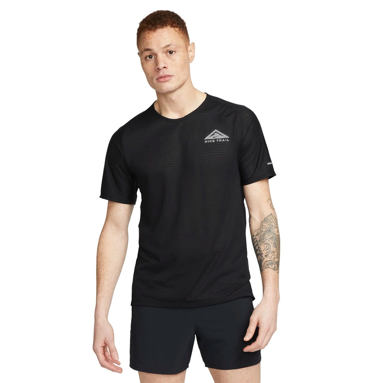 Nike Dri-Fit Solar Chase Trail Running T-Shirt - Mens