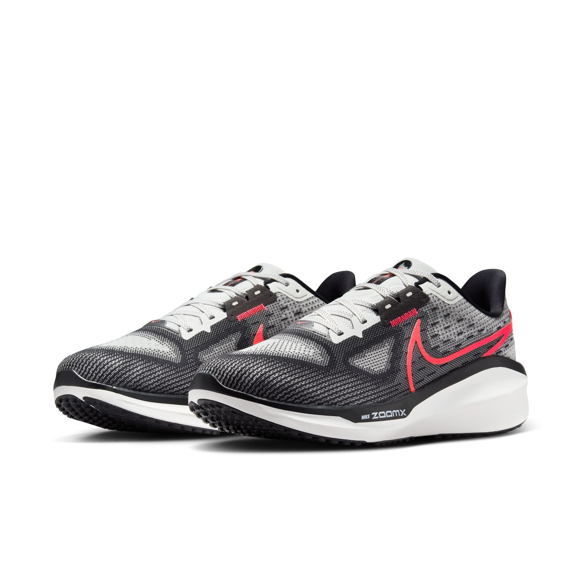 Nike Vomero 17 - Mens Running Shoes (Width D)