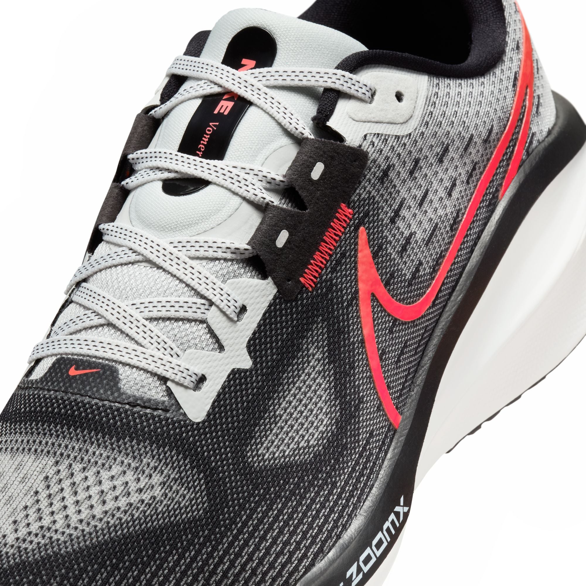 Nike Vomero 17 - Mens Running Shoes (Width D)